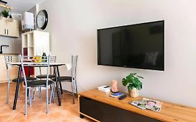 Cosy Apartment In Los Cristianos 5Min To The Ocean